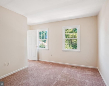 3307 Flintwood Court - Photo Thumbnail 31