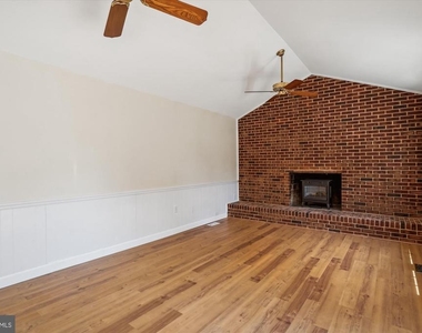 3307 Flintwood Court - Photo Thumbnail 19
