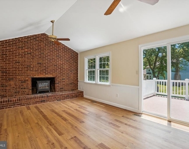 3307 Flintwood Court - Photo Thumbnail 18