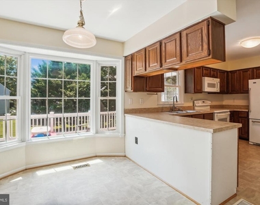 3307 Flintwood Court - Photo Thumbnail 16