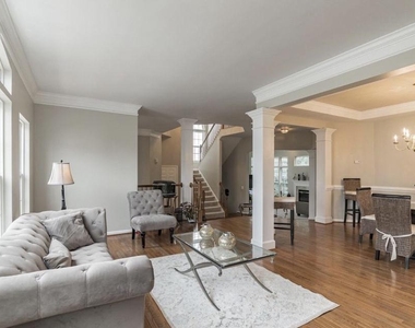 7011 Stone Inlet Drive - Photo Thumbnail 8
