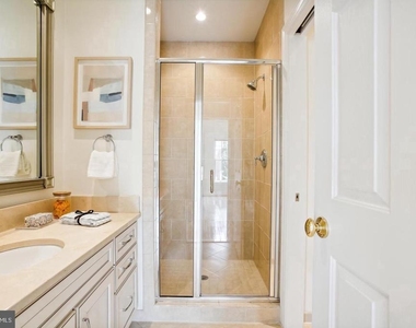 7022 Little Leaf Linden Lane - Photo Thumbnail 36