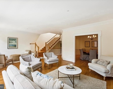 7022 Little Leaf Linden Lane - Photo Thumbnail 10