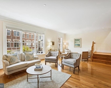 7022 Little Leaf Linden Lane - Photo Thumbnail 12