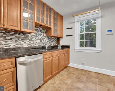 1903 Kirby Road - Photo Thumbnail 10