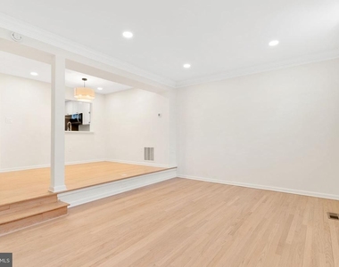 6630 Medinah Lane - Photo Thumbnail 12