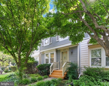 6630 Medinah Lane - Photo Thumbnail 20