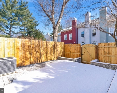 6630 Medinah Lane - Photo Thumbnail 32
