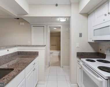 5505 Seminary Road - Photo Thumbnail 7