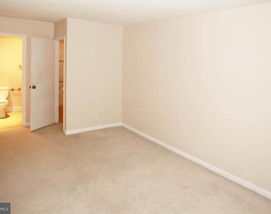 2300 Pimmit Drive - Photo Thumbnail 11