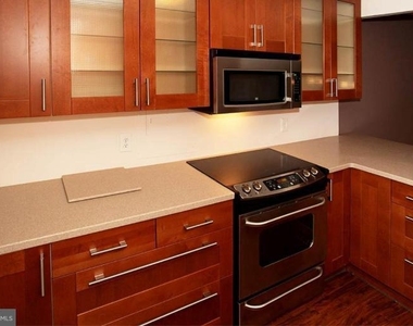 2300 Pimmit Drive - Photo Thumbnail 9