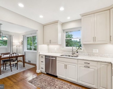 7412 Farnum Street - Photo Thumbnail 8