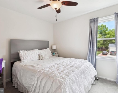 4555 Lantern Place - Photo Thumbnail 20