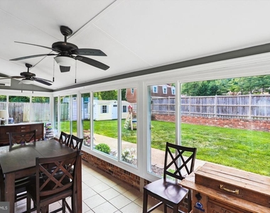 4555 Lantern Place - Photo Thumbnail 16
