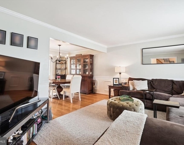 4555 Lantern Place - Photo Thumbnail 13
