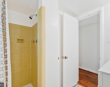 3160 Ravenwood Drive - Photo Thumbnail 27