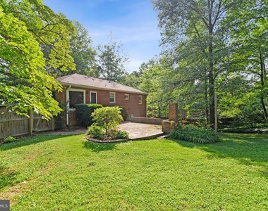 3160 Ravenwood Drive - Photo Thumbnail 36