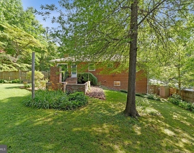 3160 Ravenwood Drive - Photo Thumbnail 30
