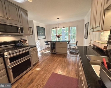 725 Forest Park Road - Photo Thumbnail 4