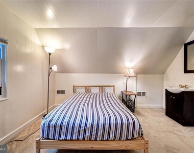 2425 Fort Drive - Photo Thumbnail 14