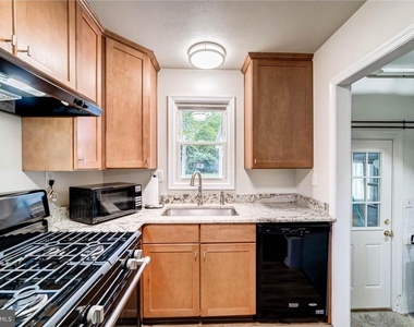 2425 Fort Drive - Photo Thumbnail 8