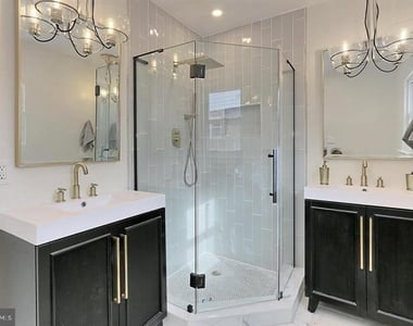 2501 Crest Street - Photo Thumbnail 24