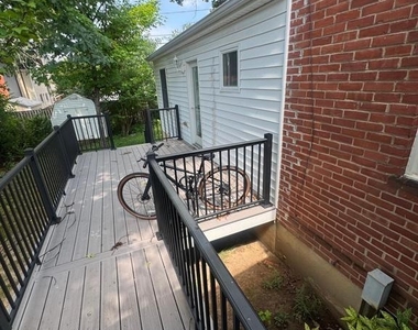 42 S Park Drive - Photo Thumbnail 8
