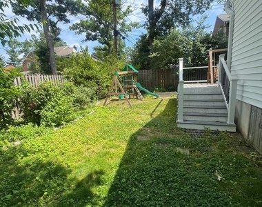 42 S Park Drive - Photo Thumbnail 11