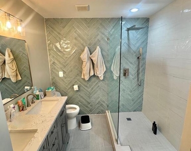42 S Park Drive - Photo Thumbnail 7