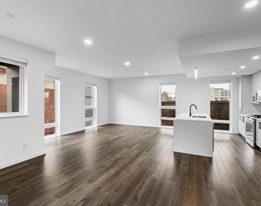 1501 N 31st Street - Photo Thumbnail 8