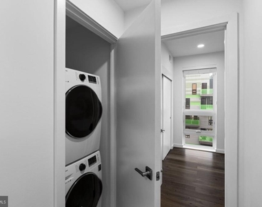 1501 N 31st Street - Photo Thumbnail 14