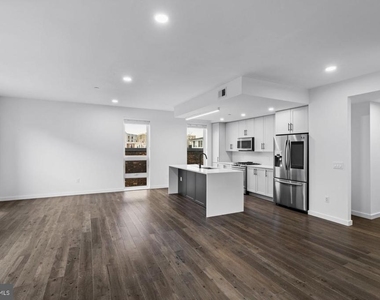 1501 N 31st Street - Photo Thumbnail 9