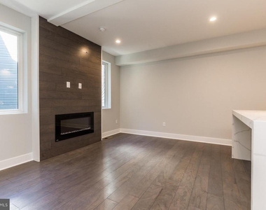 1405 Frankford Avenue - Photo Thumbnail 11