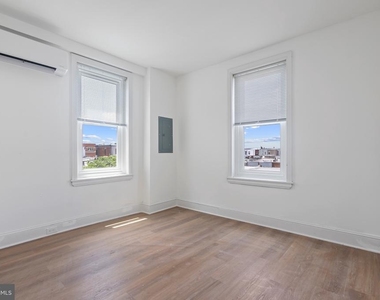 1618 S Broad Street - Photo Thumbnail 9