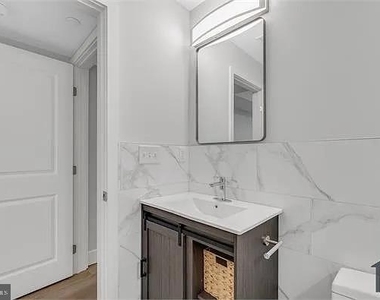 3259 N 13th Street - Photo Thumbnail 13