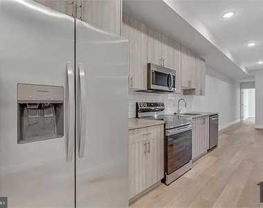 3259 N 13th Street - Photo Thumbnail 14