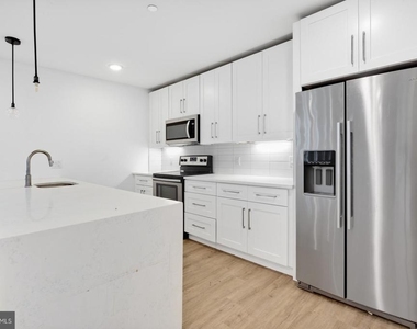 1335 N Marston Street - Photo Thumbnail 2