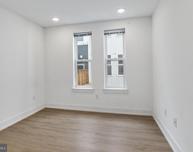 1335 N Marston Street - Photo Thumbnail 15