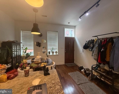 1533 Swain Street - Photo Thumbnail 2