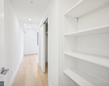 2007 Cambridge Street - Photo Thumbnail 15
