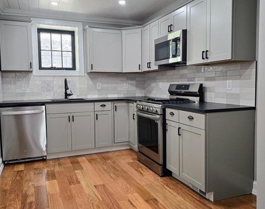 4121 Tower Street - Photo Thumbnail 7