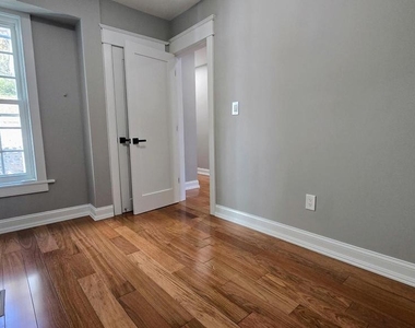 4121 Tower Street - Photo Thumbnail 10