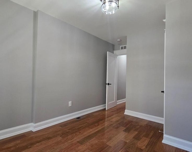 4121 Tower Street - Photo Thumbnail 15