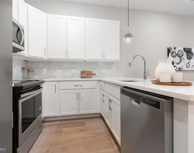52 W Washington Lane - Photo Thumbnail 2