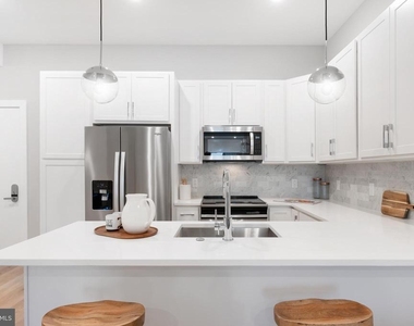 52 W Washington Lane - Photo Thumbnail 9