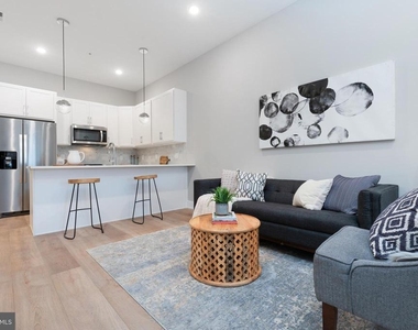 52 W Washington Lane - Photo Thumbnail 3