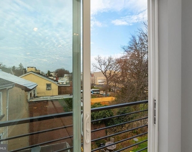 52 W Washington Lane - Photo Thumbnail 9