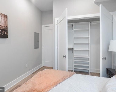 52 W Washington Lane - Photo Thumbnail 16