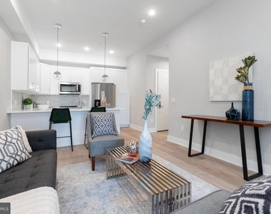 52 W Washington Lane - Photo Thumbnail 3