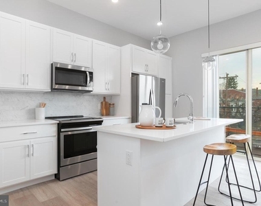 52 W Washington Lane - Photo Thumbnail 6
